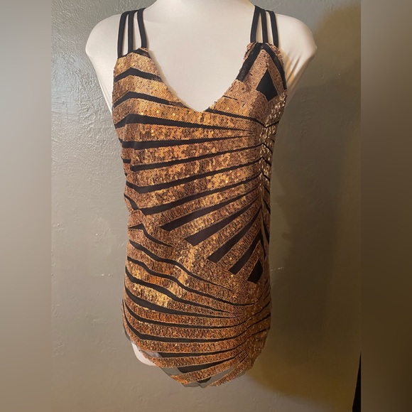 LAVISH Geometric Copper/Black Sequin  Top - Picture 1 of 16